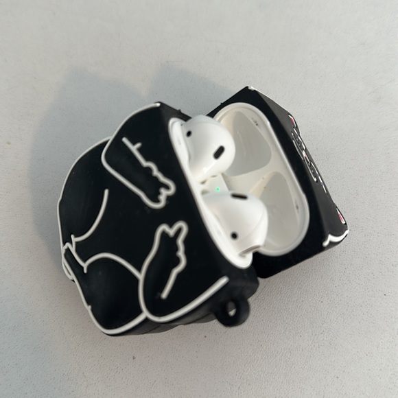 Apple airpods 1st generation cat finger case - Picture 3 of 5